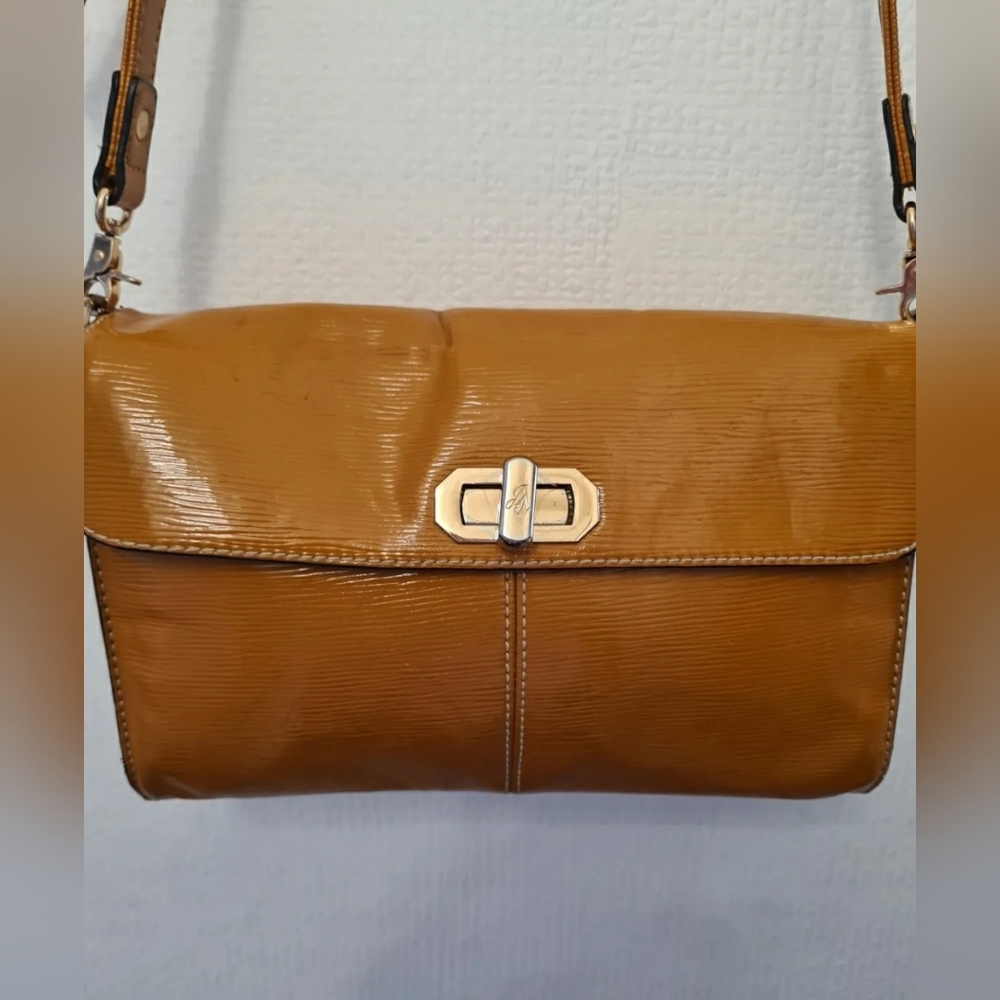 Jane Shilton light brown faux leather patent shoulder bag handbag long strap - Picture 3 of 8
